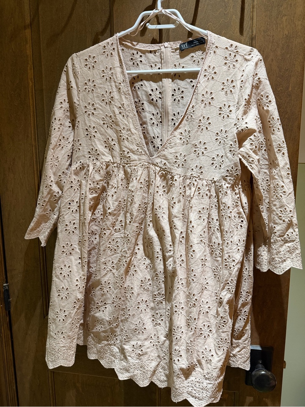 Zara Eyelet Floral Mini Dress in Pink Size Medium Like New